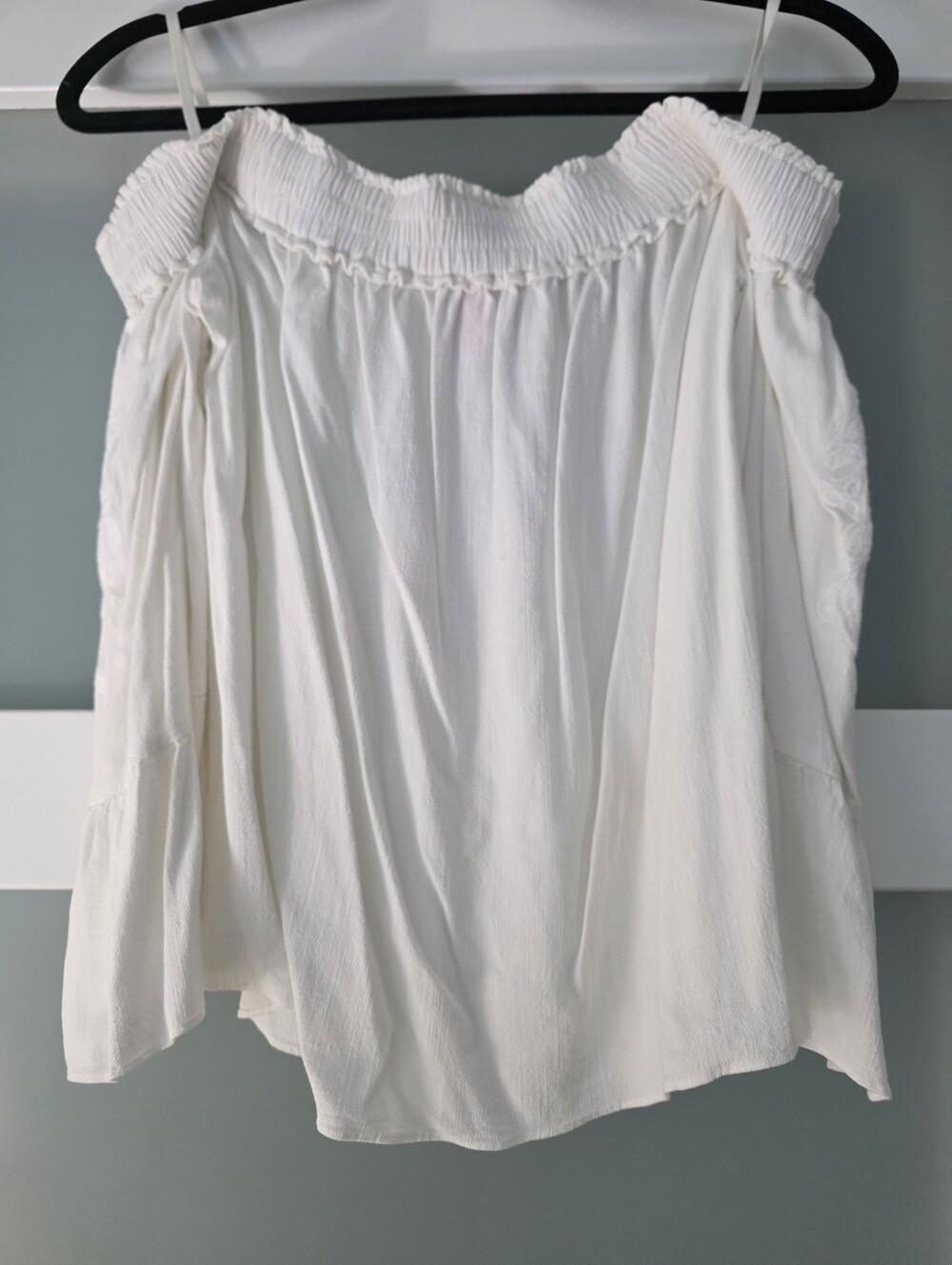 Lilly Pulitzer White Off-Shoulder Peasant Top